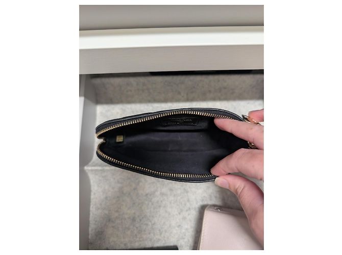 Chanel gesteppte Lammleder-Pochette mit Charms Schwarz - Ansicht 4