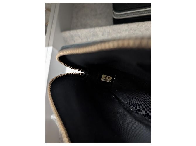 Chanel gesteppte Lammleder-Pochette mit Charms Schwarz - Ansicht 6