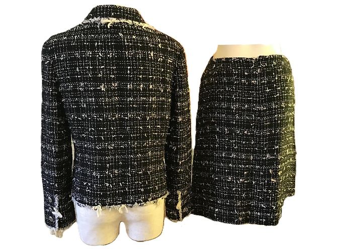 Timeless Conjunto de saia e casaco em tweed preto e branco Chanel - vista 11