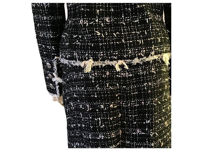 Timeless Conjunto de saia e casaco em tweed preto e branco Chanel - vista 13
