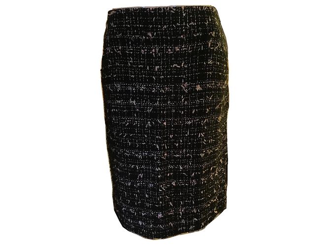 Timeless Conjunto de saia e casaco em tweed preto e branco Chanel - vista 5