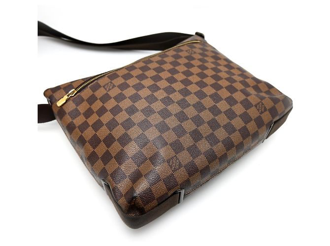 Borsa a Spalla Louis Vuitton Brooklyn MM Marrone - vista 4