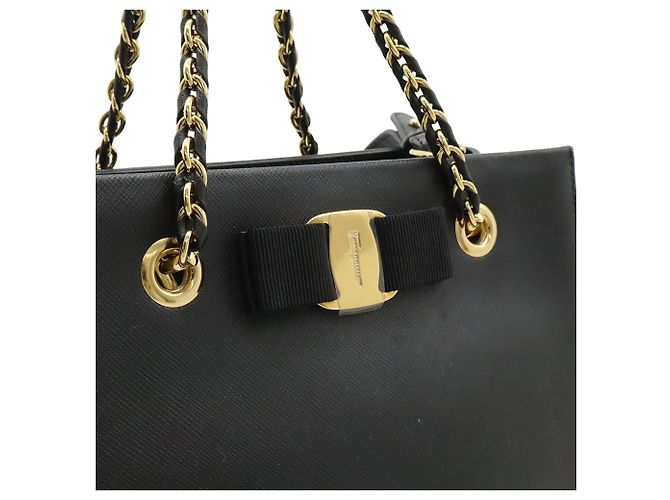 Salvatore Ferragamo Borsa Vara Bow in pelle nera Ferragamo Nero - vista 7