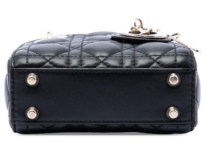 Lady Dior in micro agnello cannage nero di Dior - vista 3