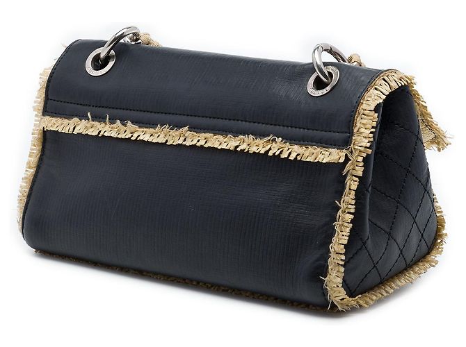 Chanel Black CC Raffia Fringe Trimmed Calfskin Chain Flap - vista 2