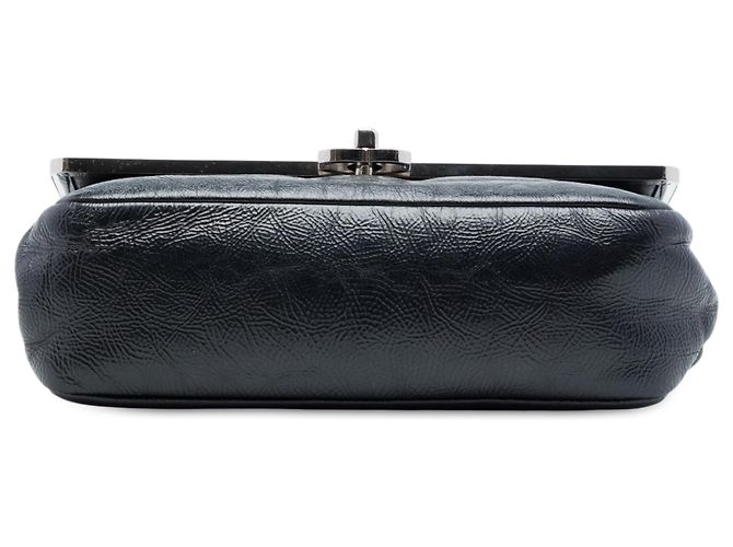 Chanel Black Small Crinkled Patent Frame Single Flap Nero - vista 3