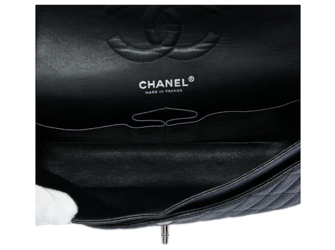 Chanel Black Medium Classic Caviar Double Flap Nero - vista 4