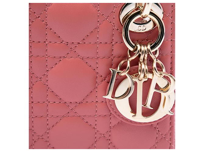 Lady Dior in micro agnello rosa cannage Dior - vista 5