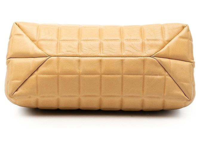 Chanel Beige CC Chocolate Bar Lammfell Handtasche mit Rahmen - Ansicht 3