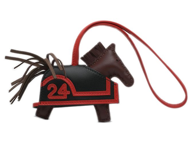 Charm per borsa Hermès Rodeo Robeo 24 in agnello Milo Rosso Bordò - vista 2