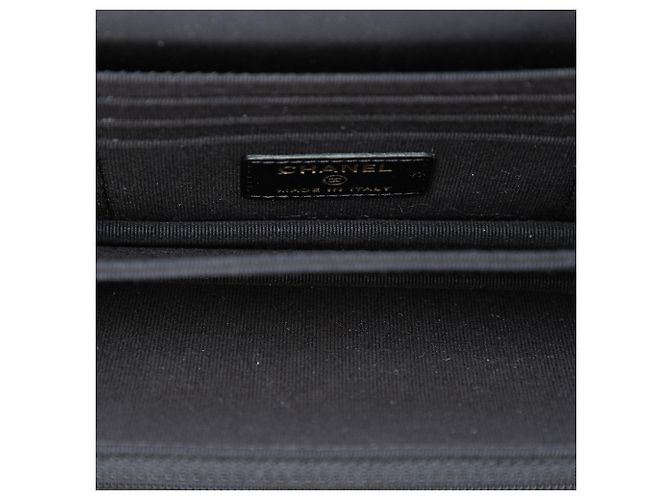 Chanel Black CC trapuntato in agnello Maxi con tracolla a catena con perle Nero - vista 4