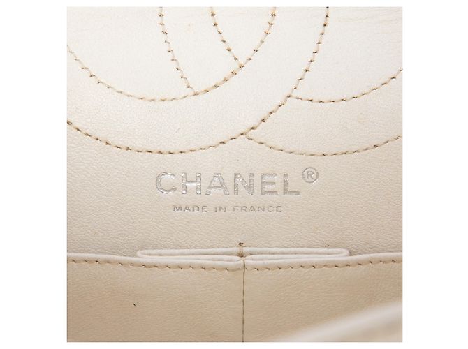 Chanel White Quilted Aged Calfskin Reissue 2.55 Double Flap 226 Bianco Bianco sporco - vista 5