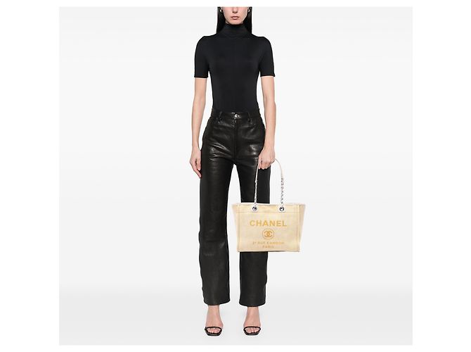 Tote Deauville en raphia jaune Chanel Small - vue 6