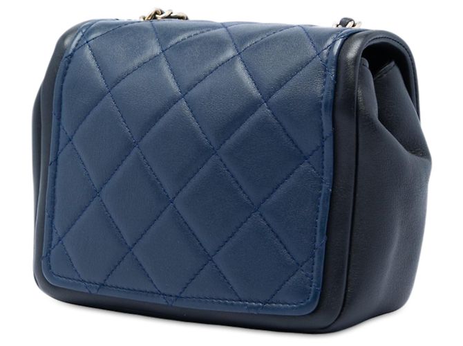 Chanel Blue Mini Square Calfskin Graphic Flap Azul - vista 2