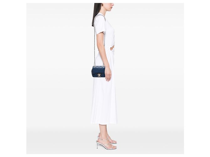 Chanel Blue Mini Square Calfskin Graphic Flap Azul - vista 6