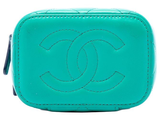 Vanity Beauty case Chanel Mini CC in agnello trapuntato verde con manico e catena - vista 3