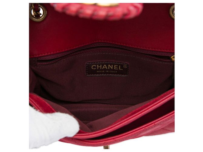Chanel Red Small Quilted Iridescent Calfskin Happy Stitch Flap Rosso - vista 4