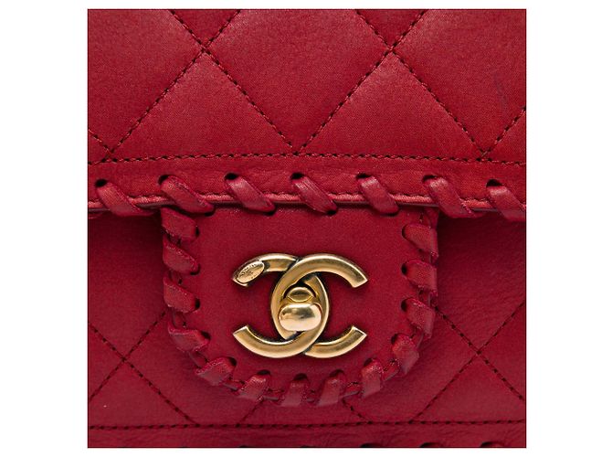 Chanel Red Small Quilted Iridescent Calfskin Happy Stitch Flap Rosso - vista 5