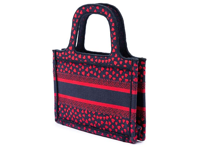 Dior Mini Book Tote in tela ricamata Pop Heart I Love Paris rossa - vista 2