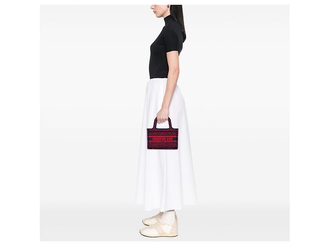 Dior Mini Book Tote in tela ricamata Pop Heart I Love Paris rossa - vista 6