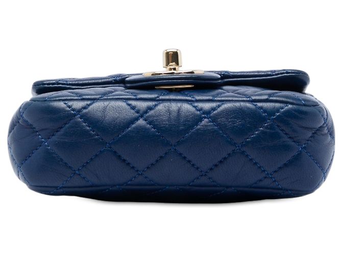 Chanel Blue Extra Mini CC in agnello trapuntato con charm cuore Valentine Blu scuro - vista 3