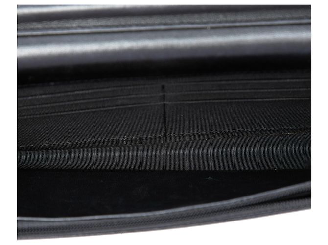 Chanel Wallet on Chain aus schwarzem CC-Präge-Lammleder - Ansicht 4