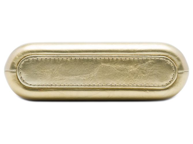 Clutch Gabrielle Chanel in pelle di vitello invecchiata metallizzata trapuntata oro con catena - vista 3