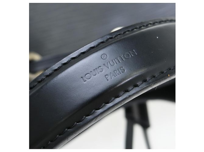 Néonoé Louis Vuitton NeoNoe Epi Leather MM Nero - vista 4