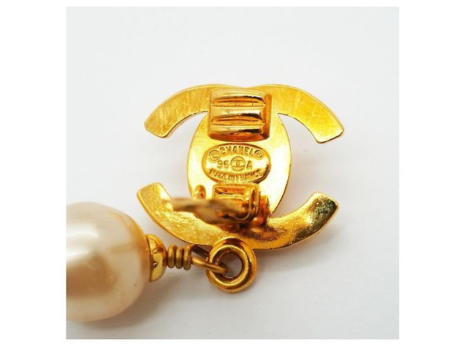 Orecchini a clip Chanel placcati oro con perla finta D'oro - vista 4