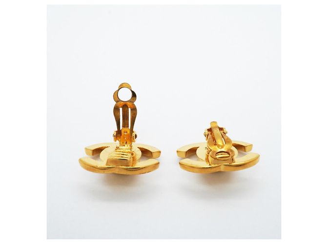 Orecchini Chanel Coco Mark Turnlock D'oro - vista 3