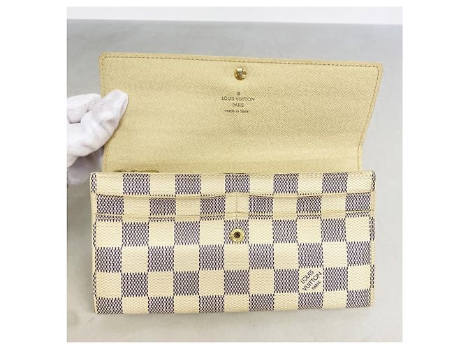 Louis Vuitton Damier Azur Portefeuille Sarah Long Wallet Bianco - vista 8