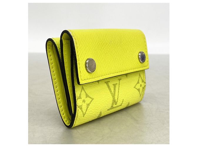 Portafoglio a tre pieghe Louis Vuitton Jaune Giallo - vista 2