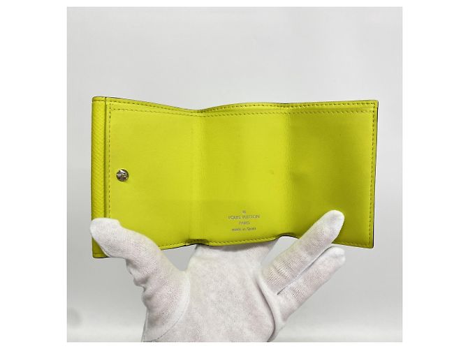 Portafoglio a tre pieghe Louis Vuitton Jaune Giallo - vista 3