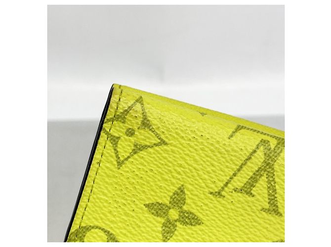 Portafoglio a tre pieghe Louis Vuitton Jaune Giallo - vista 6
