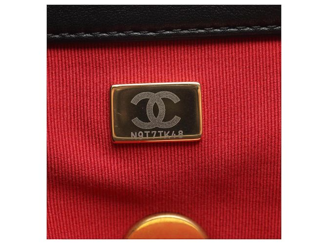Borsa a tracolla Chanel 19 Dixneuf Matelassé in agnello nero - vista 5