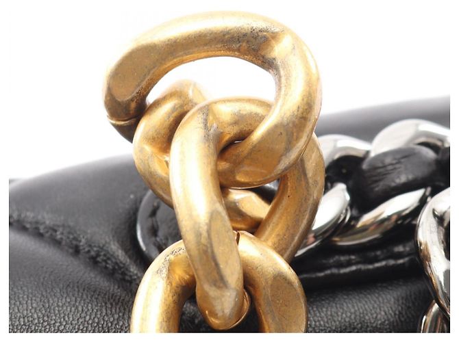 Borsa a tracolla Chanel 19 Dixneuf Matelassé in agnello nero - vista 9