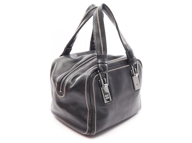Sac à main en cuir noir Chanel - vue 2