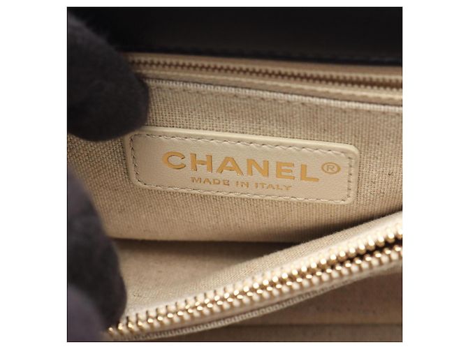 Borsa a mano Chanel Matelassé con manico superiore Nero Bianco - vista 4