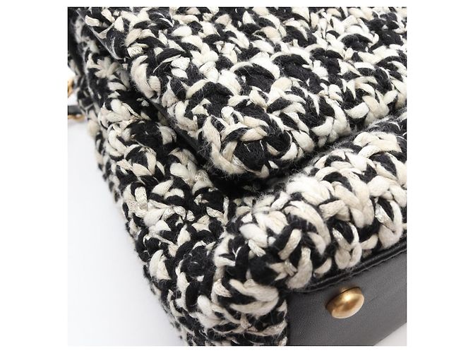 Borsa a mano Chanel Matelassé con manico superiore Nero Bianco - vista 6