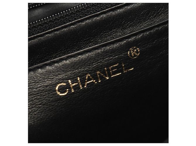 Borsa Matelassé Chanel in nero - vista 4