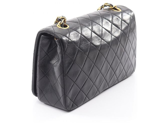 Borsa a tracolla Chanel Matelassé Full Flap Nero - vista 2