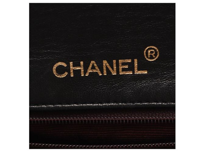 Borsa a tracolla Chanel Matelassé Full Flap Nero - vista 4