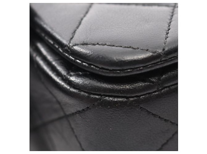 Borsa a tracolla Chanel Matelassé Full Flap Nero - vista 9