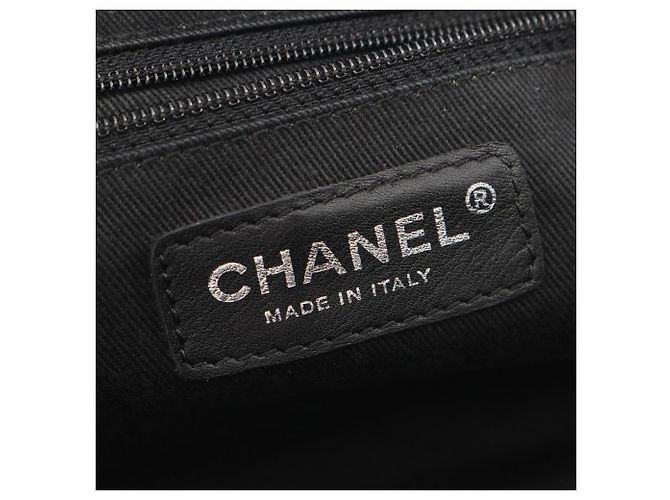 Timeless Borsa a tracolla Chanel in agnello nero - vista 4