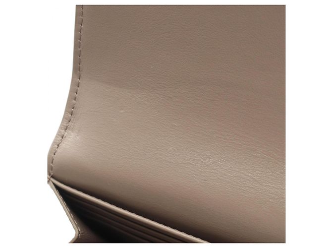 Céline Celine Large Flap Wallet in Beige - Ansicht 10