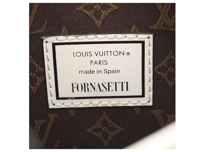 Borsa Louis Vuitton x Fornasetti Petite Sac Plat Monogram Marrone Nero Bianco - vista 4