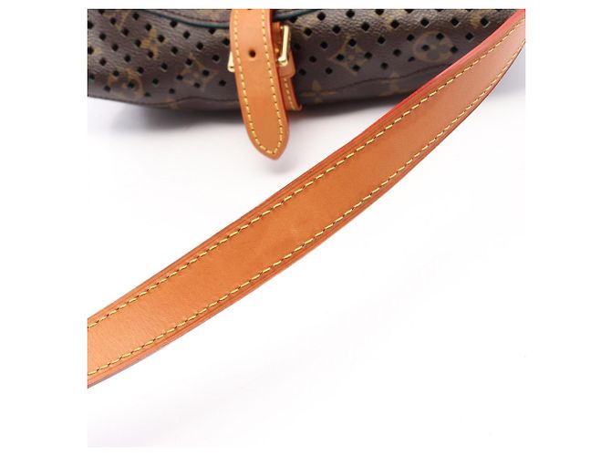 Borsa a Spalla Louis Vuitton Saumur 30 Monogram Perfo Marrone - vista 11
