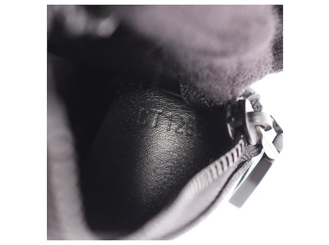 Louis Vuitton Pochette Clé Monogram Midnight Wallet Black - view 5