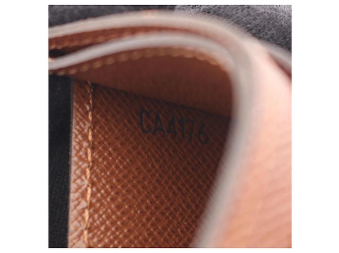 Tarjetero Monogram Simple Louis Vuitton Castaño - vista 5