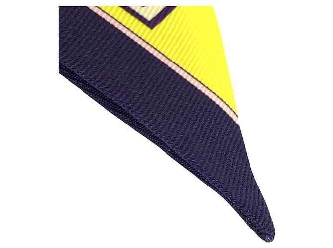 Sciarpa in seta Hermès Twilly Camails Giallo - vista 7